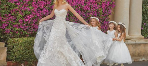 Wedding Dresses for Skinny Bride: The Best Styles to Flatter Your Figure